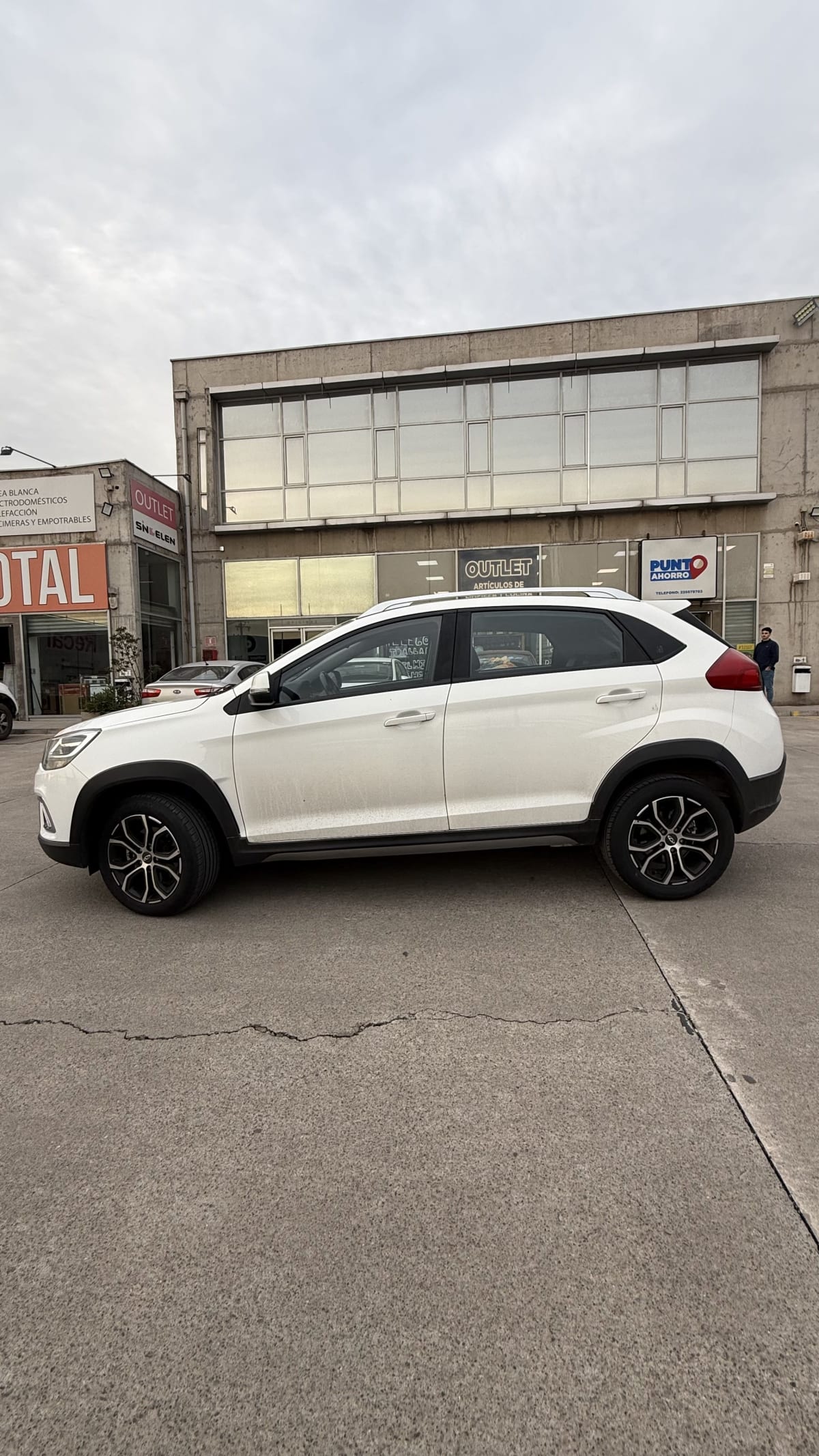2022 Chery Tiggo 2 Blanco - Miniatura 5