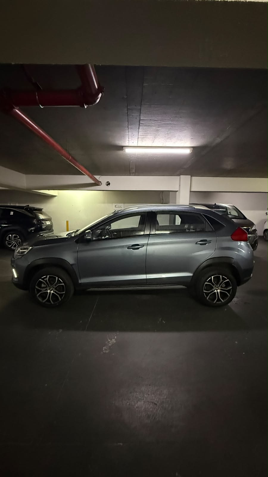 2022 Chery Tiggo 2 Gris - Miniatura 8