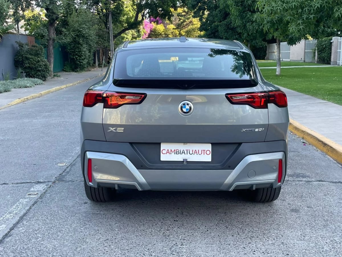 2025 BMW X2 2.0i - Miniatura 8