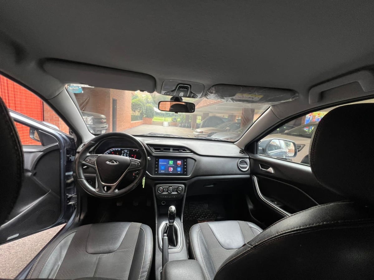 2022 Chery Tiggo 2 Gris - Miniatura 10
