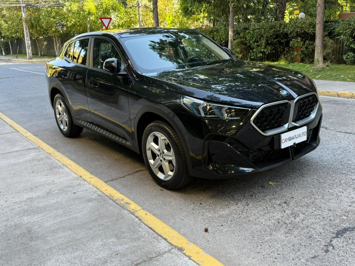 2025 BMW X2 X-drive - Miniatura 6