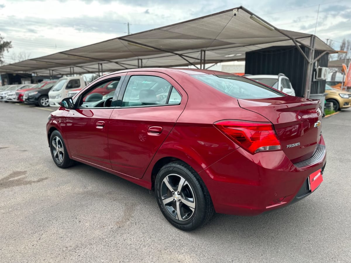 2019 Chevrolet Prisma Burdeo - Miniatura 3