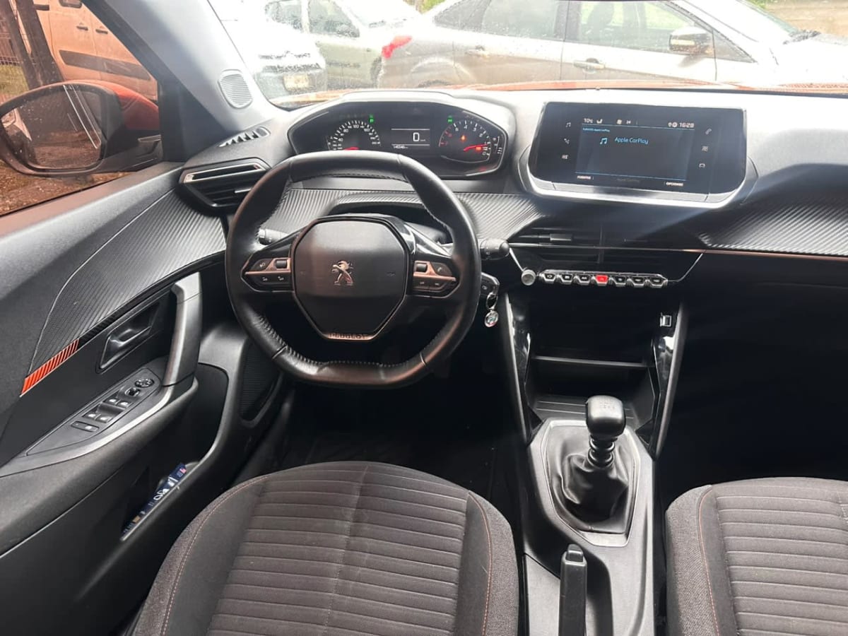 2022 Peugeot 2008 LUXURY - Miniatura 7