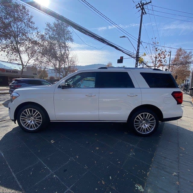 2023 Ford EXPEDITION Limited Blanco - Miniatura 4