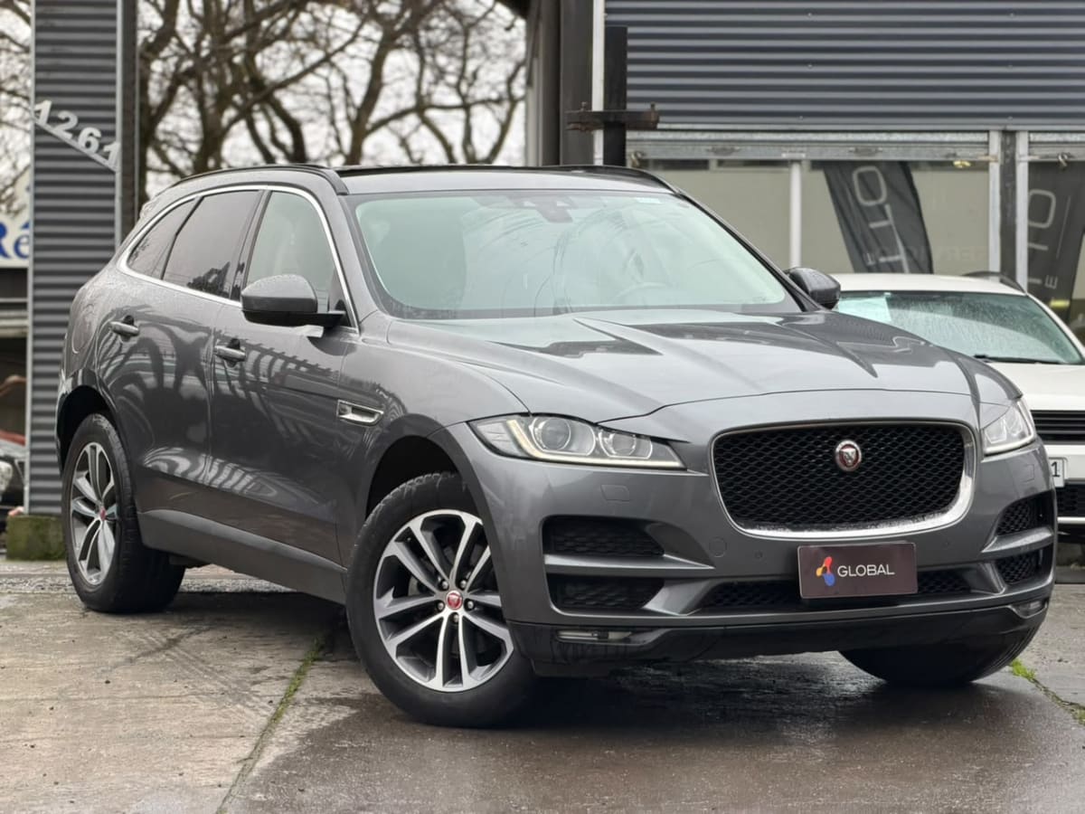 2020 Jaguar F Pace 2.0 - Imagen 1
