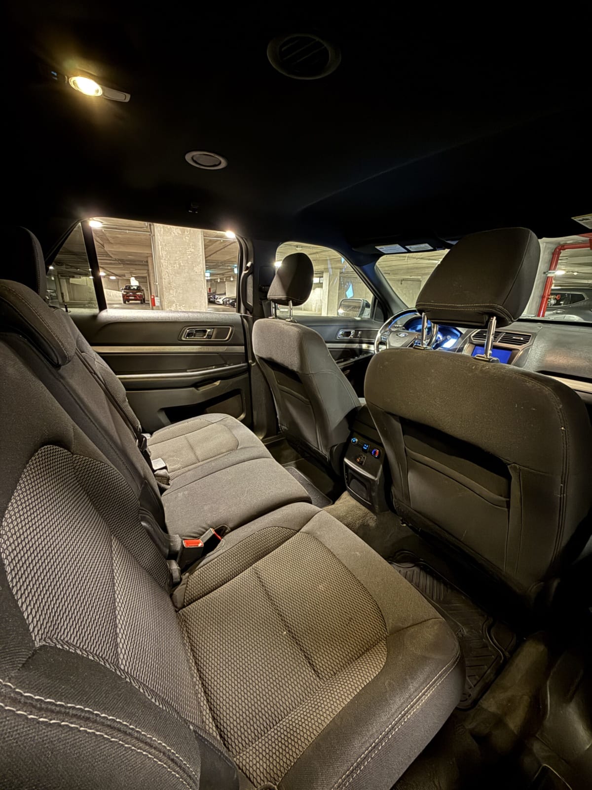 2019 Ford Explorer XLT - Miniatura 10