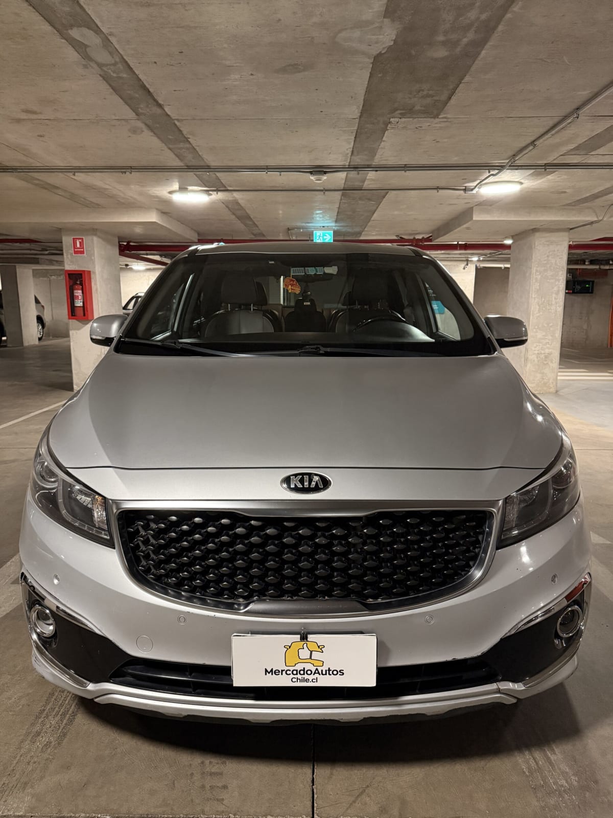 2021 Kia Grand Carnival Limited - Miniatura 2