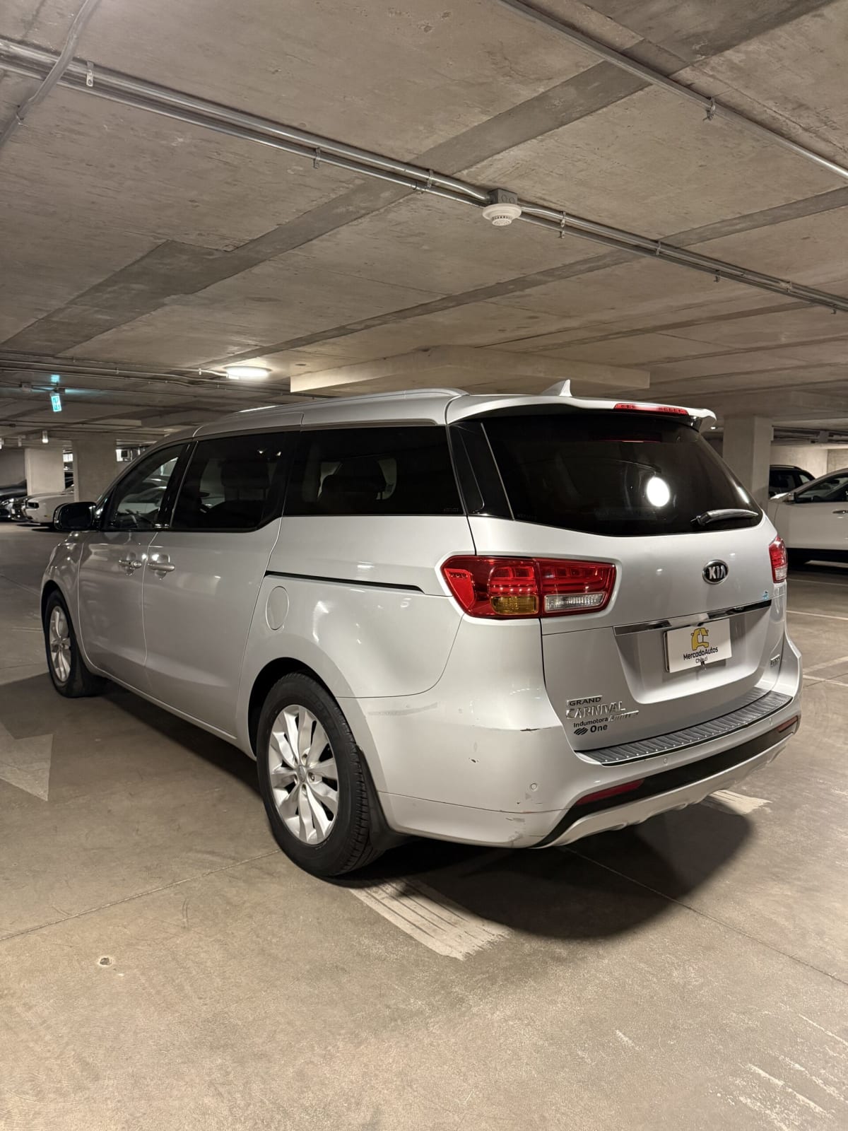 2021 Kia Grand Carnival Limited - Miniatura 7