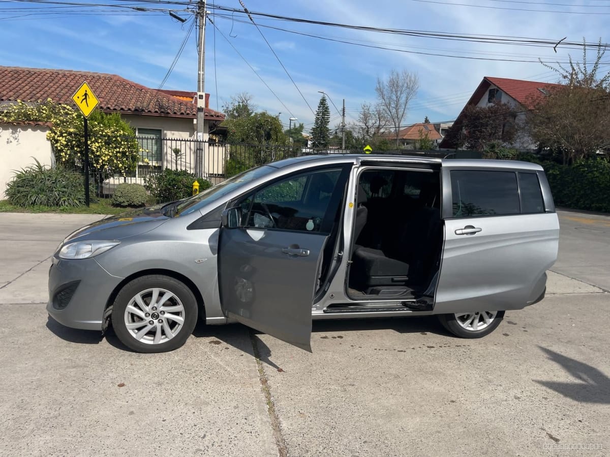 Mazda Mazda5 2.0 At Plata — foto 19 de 34