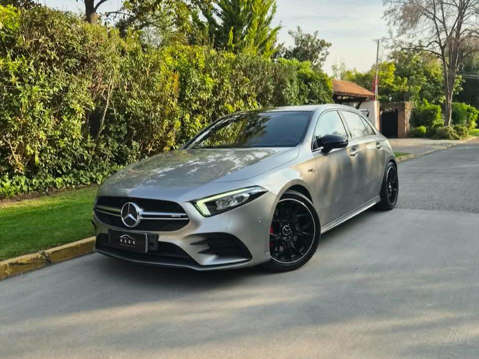 2021 Mercedes-Benz A 35 AMG Gris - Imagen 1