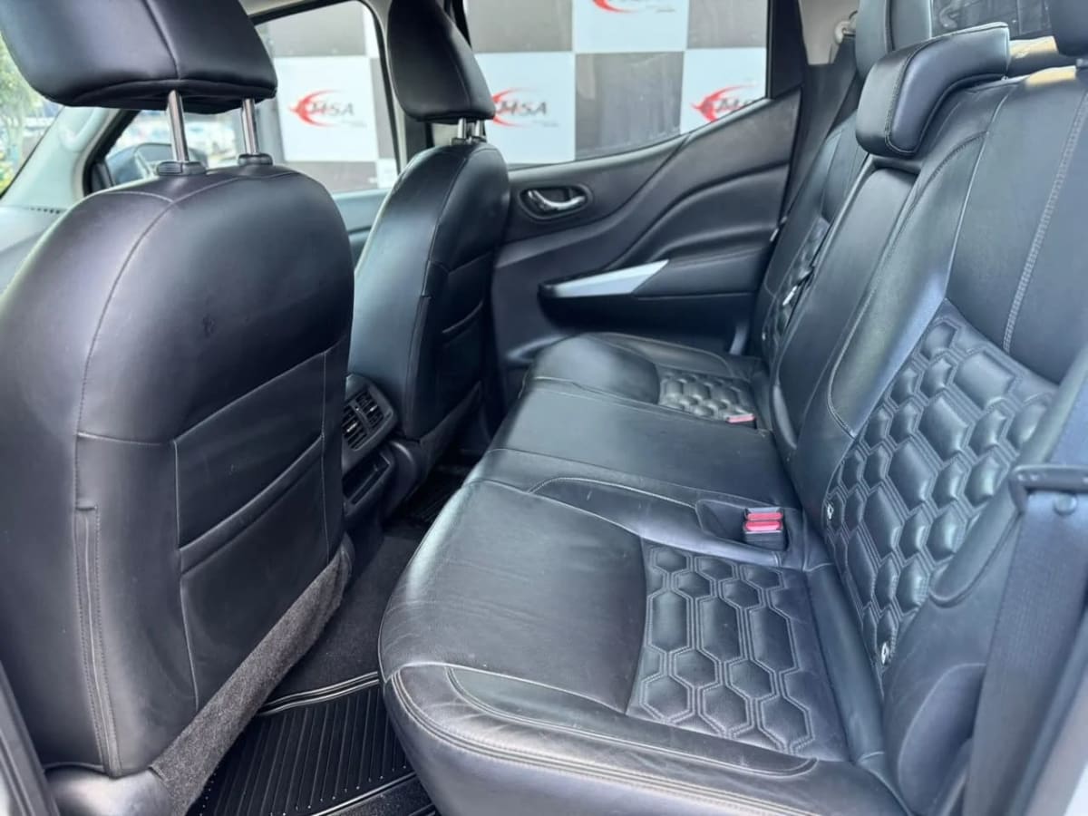 2021 Nissan Navara Le Camioneta Blanco - Miniatura 10