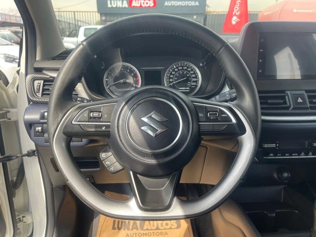 2024 Suzuki Baleno 4X2 - Miniatura 10