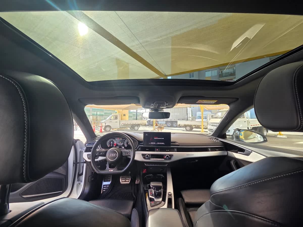 2022 Audi A5 2.0 Blanco - Miniatura 8