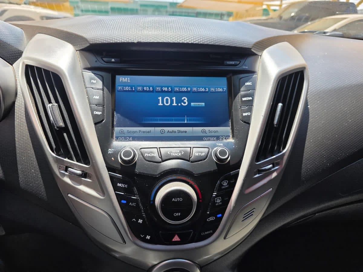 2014 Hyundai Veloster GLS Plata - Miniatura 7
