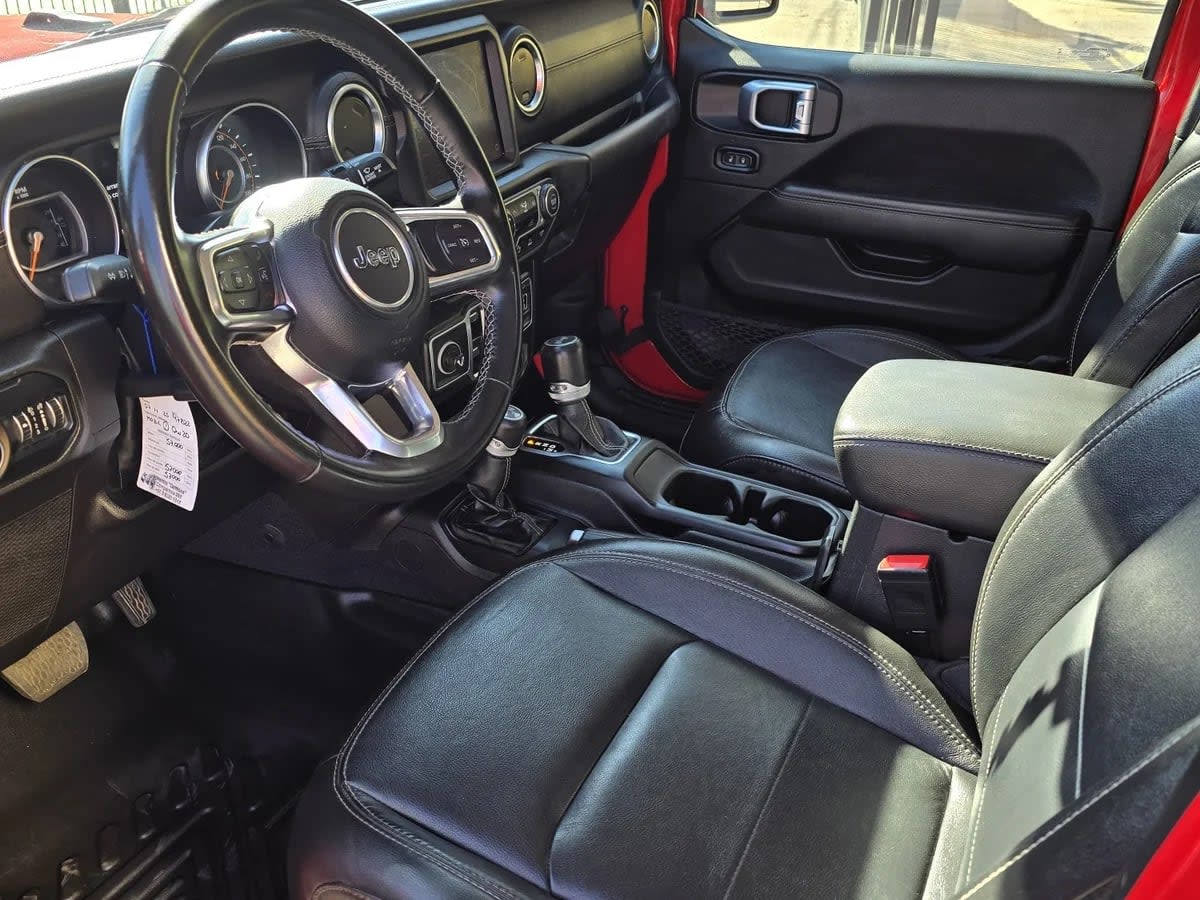 2022 Jeep WRANGLER SAHARA UNLIMITED 3.6 AUT 3.6 Rojo - Miniatura 9