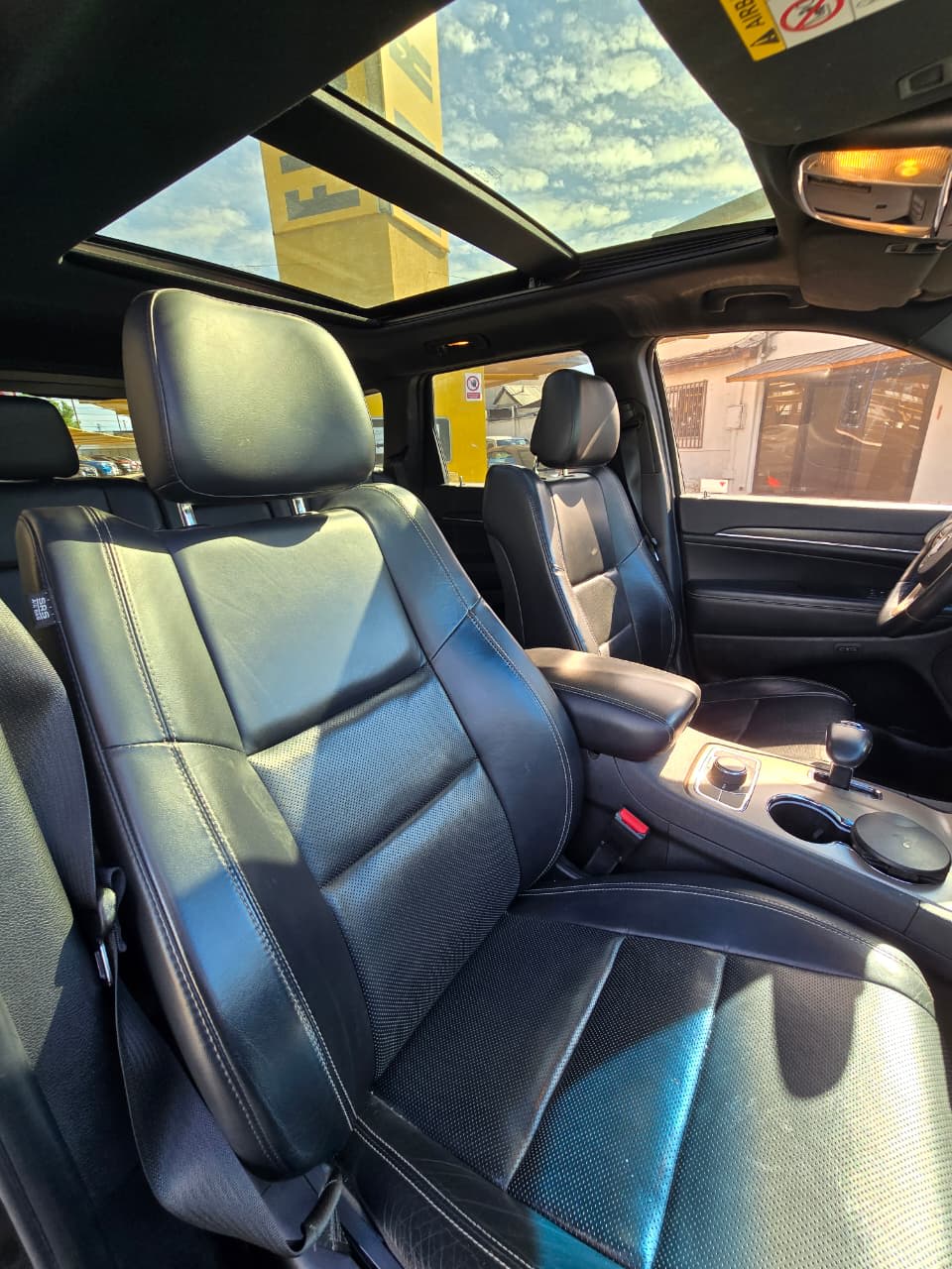 2016 Jeep Grand Cherokee LTD Negro - Miniatura 6