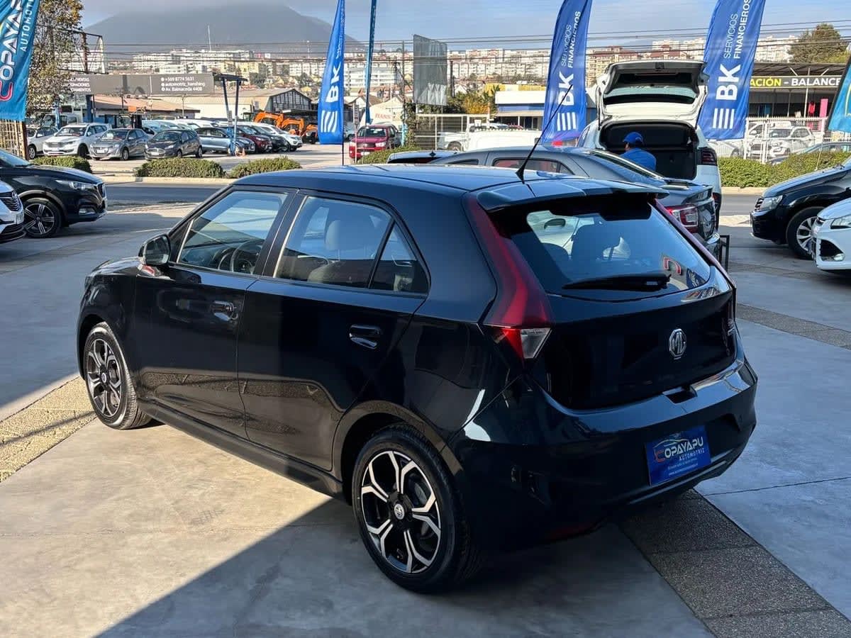 2024 MG 3 1.5 Negro - Miniatura 5