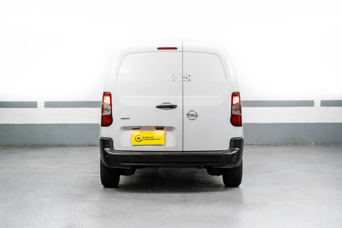 2021 Opel Combo 1.6 Blanco - Miniatura 7