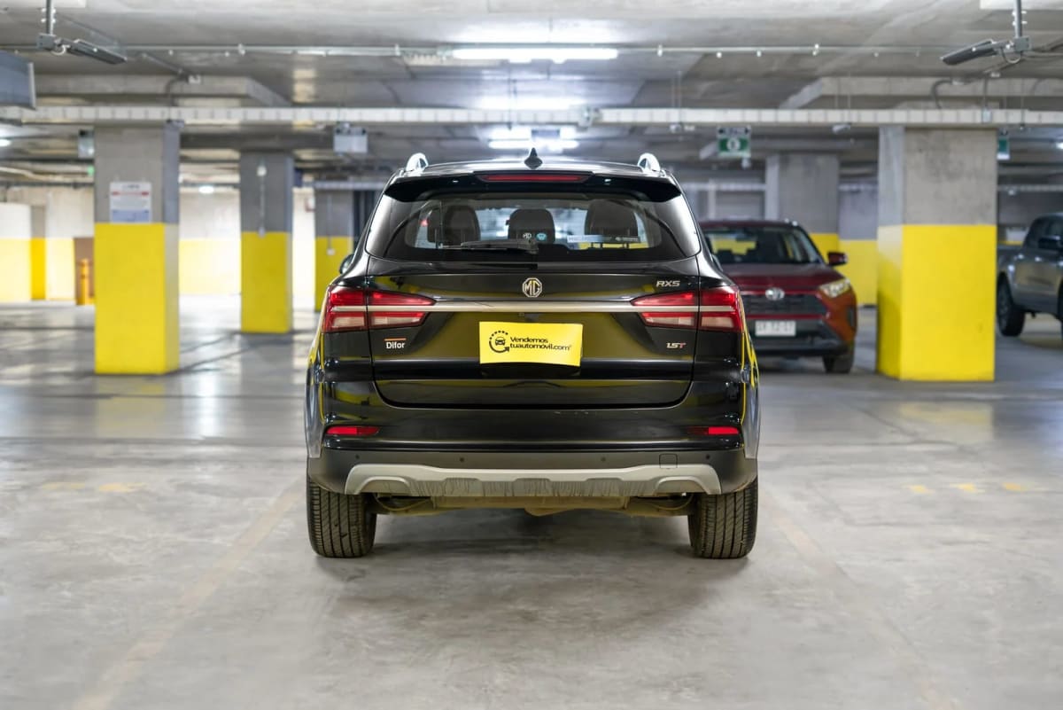 2023 MG RX5 1.5T Negro - Miniatura 5
