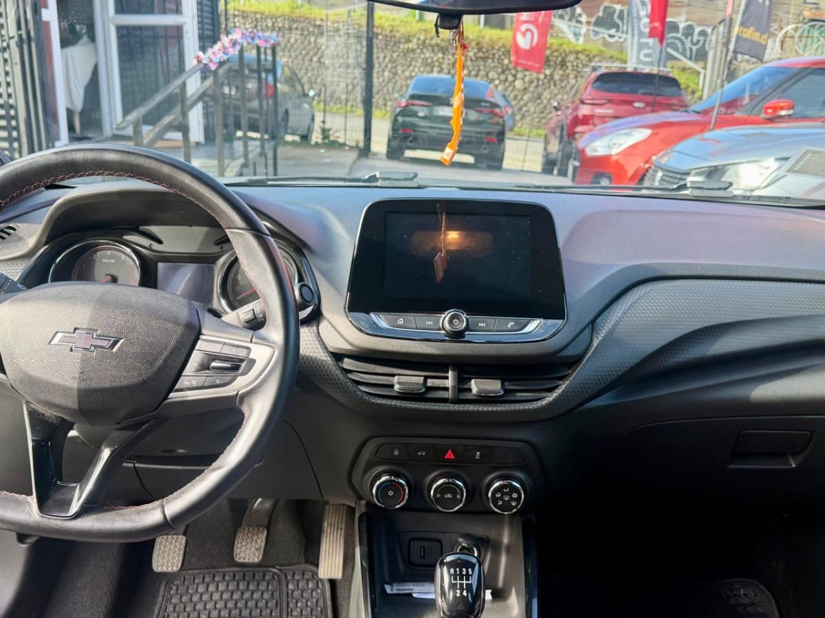 2023 Chevrolet Onix RS - Miniatura 9