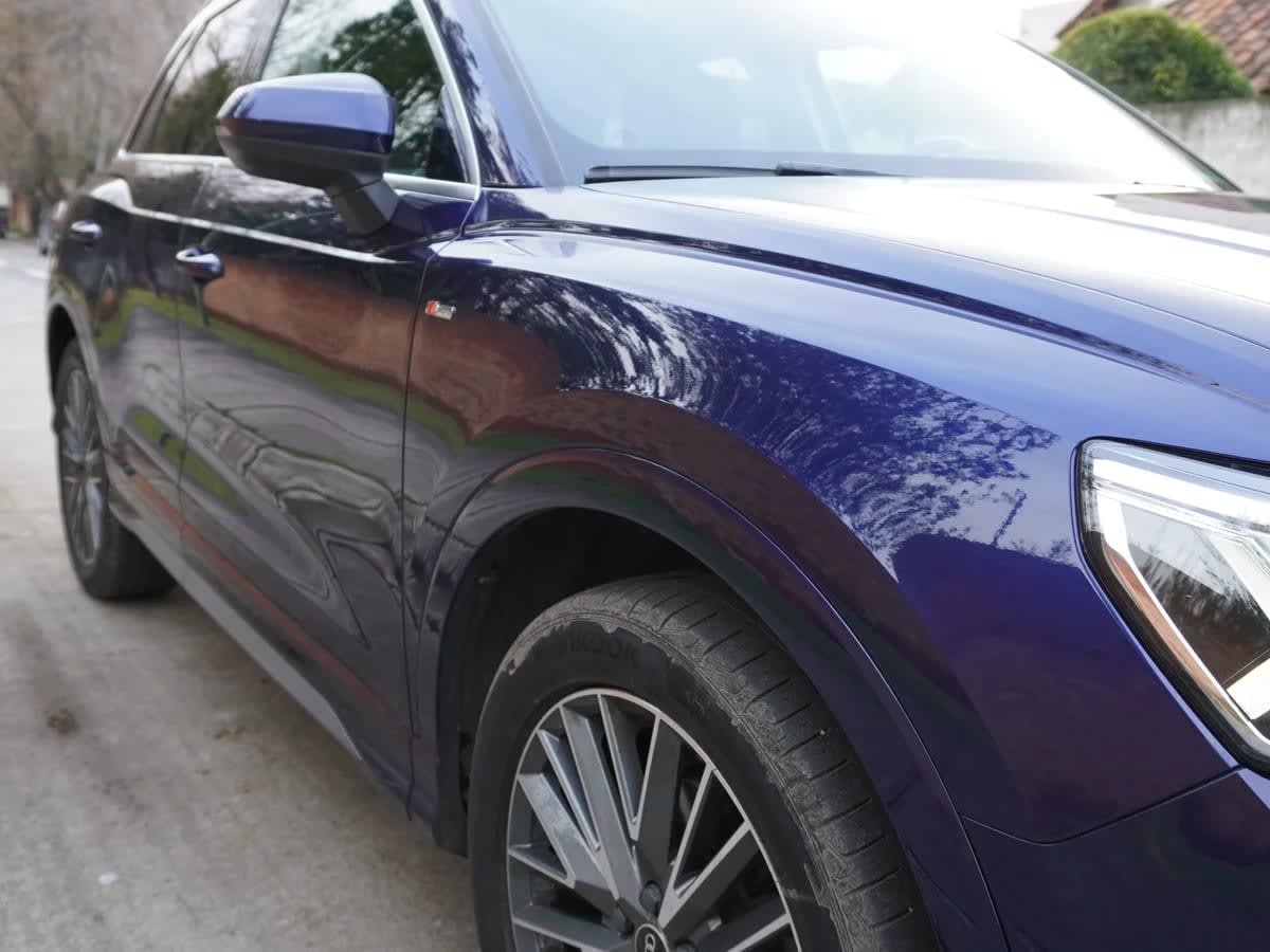 2023 Audi Q3 35 Azul - Miniatura 9