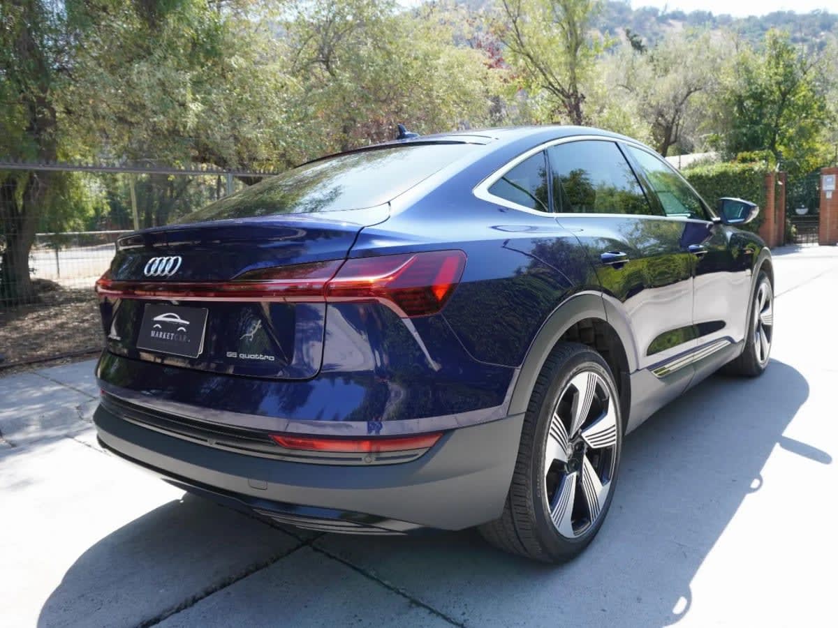 2022 Audi E-Tron Sportback Sportback Azul - Miniatura 7