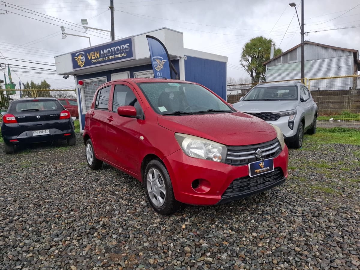 2018 Suzuki Celerio Rojo - Miniatura 3