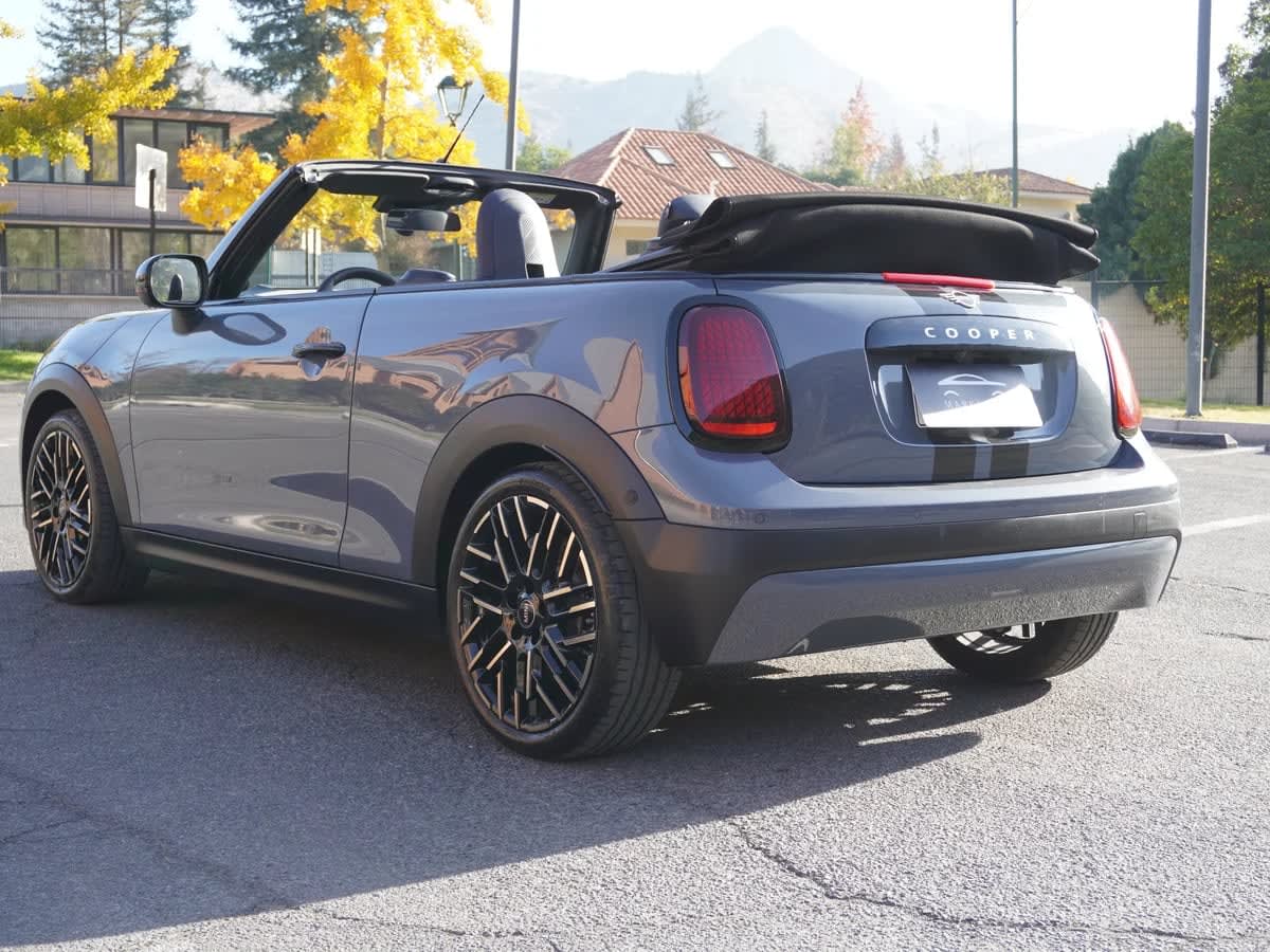 2025 MINI Cooper S Cabrio Gris - Miniatura 7