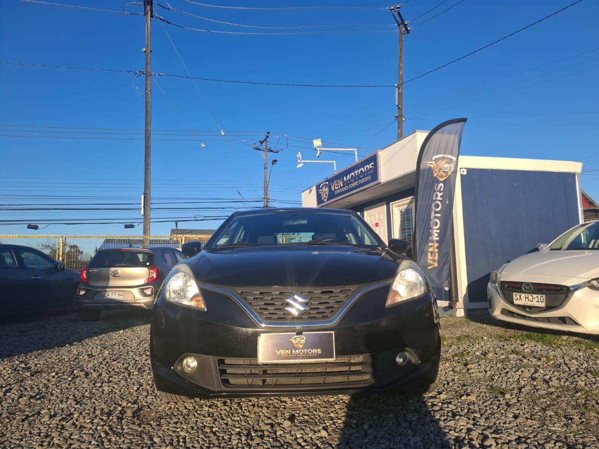 2018 Suzuki Baleno Negro - Miniatura 3