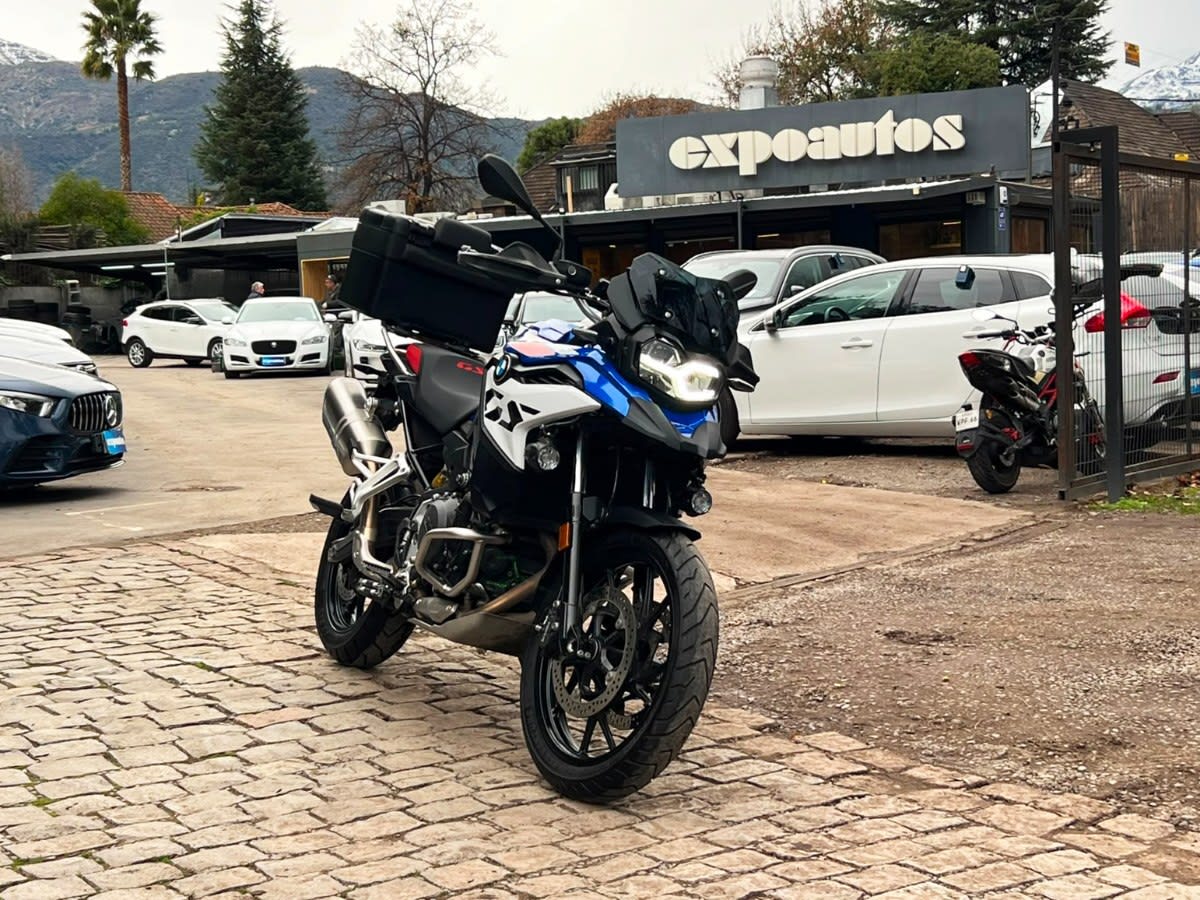 2025 BMW GS 800 II Blanco - Imagen 1
