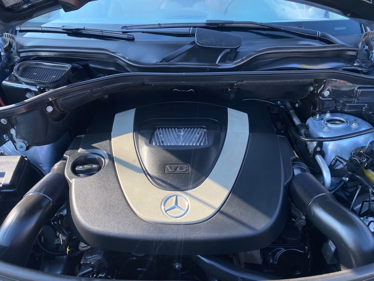 2011 Mercedes-Benz ML 350 - Miniatura 8