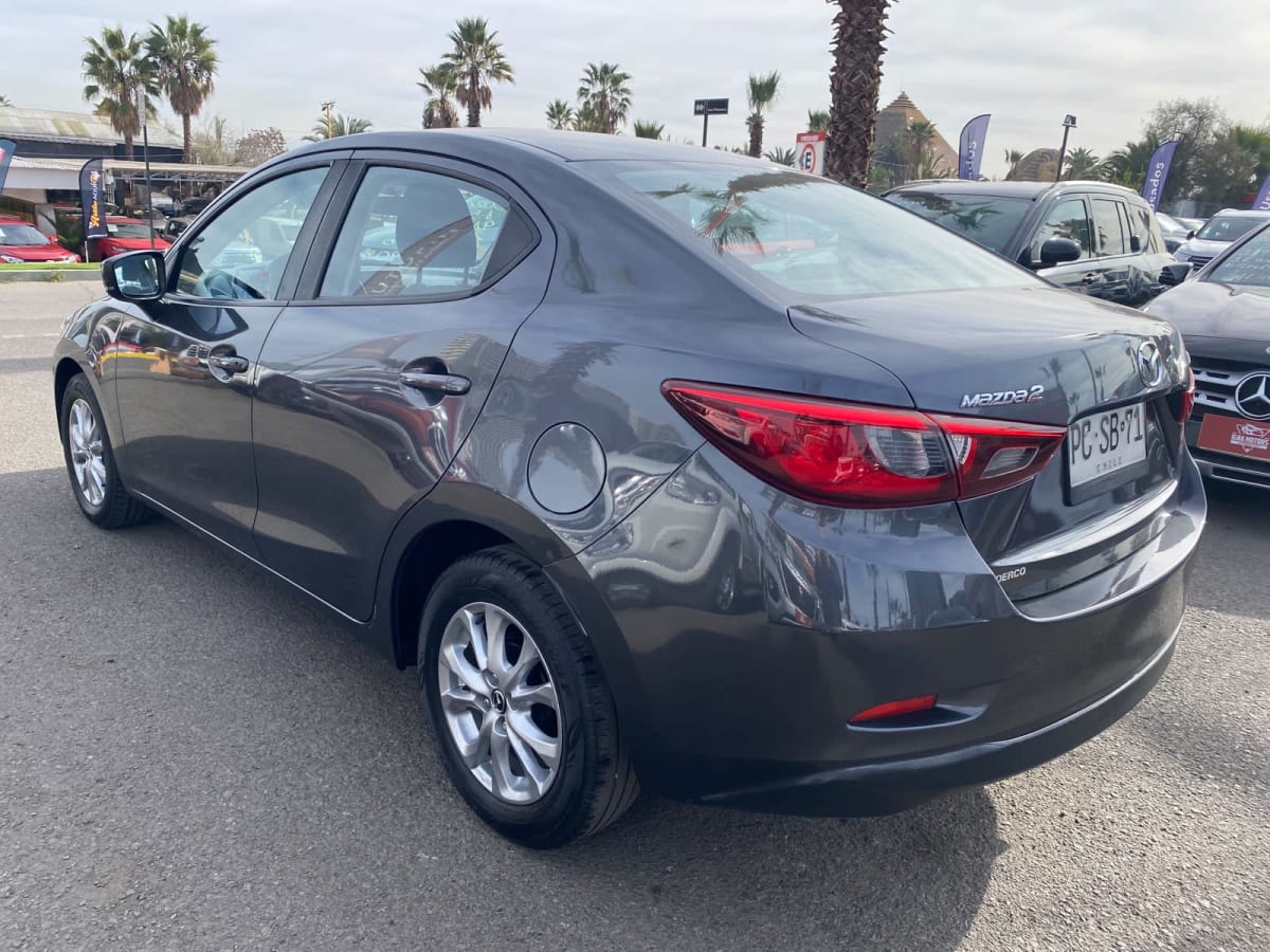 2020 Mazda 2 - Miniatura 5