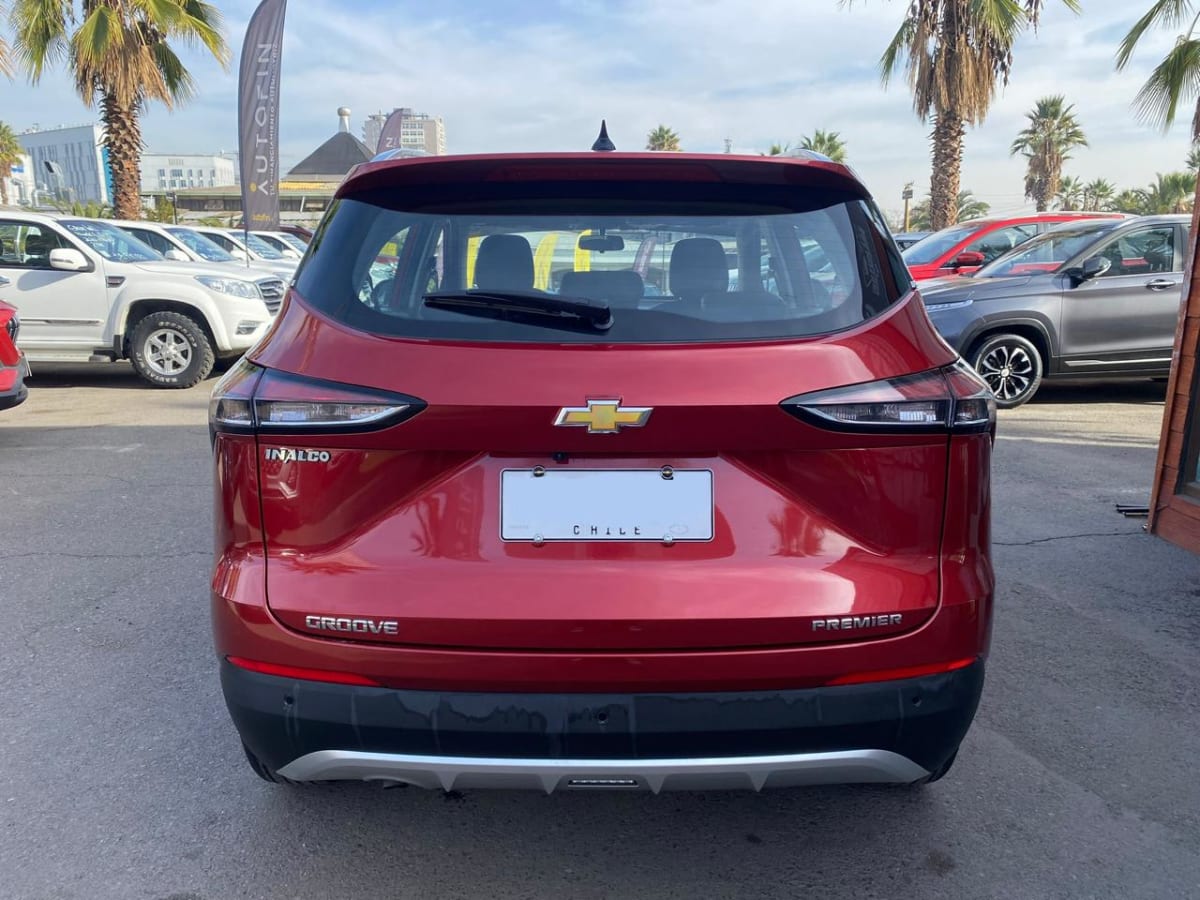 2025 Chevrolet Groove Premier Rojo - Miniatura 3