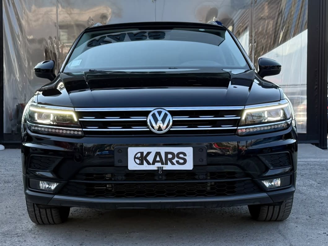 2019 Volkswagen Tiguan Sport Sport Negro - Miniatura 2