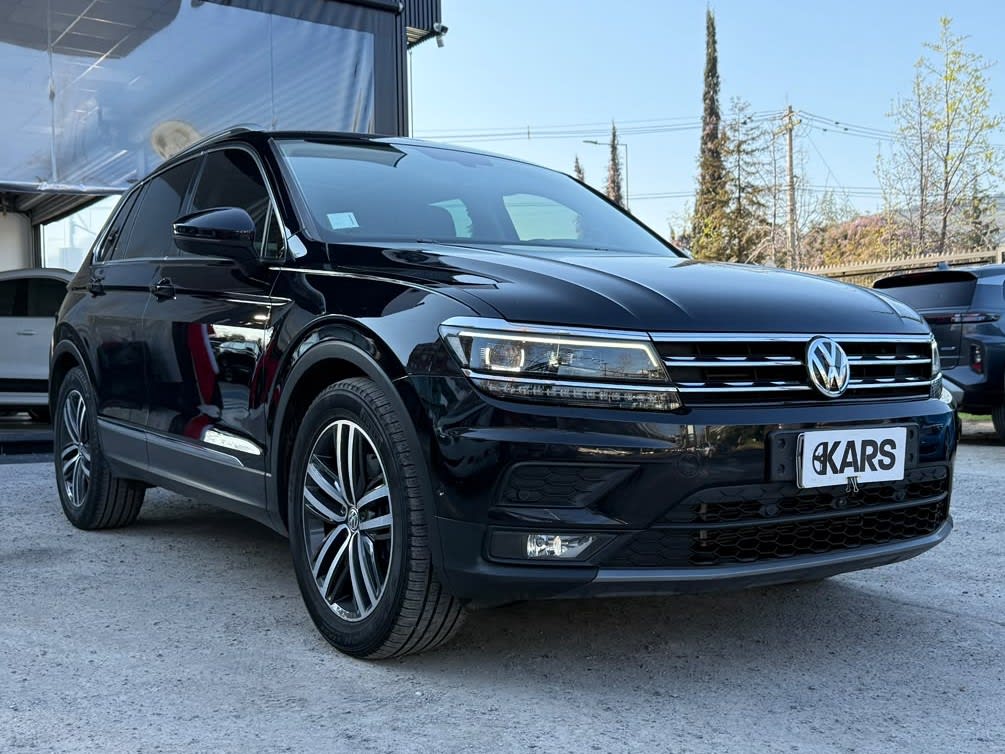 2019 Volkswagen Tiguan Sport Sport Negro - Miniatura 3