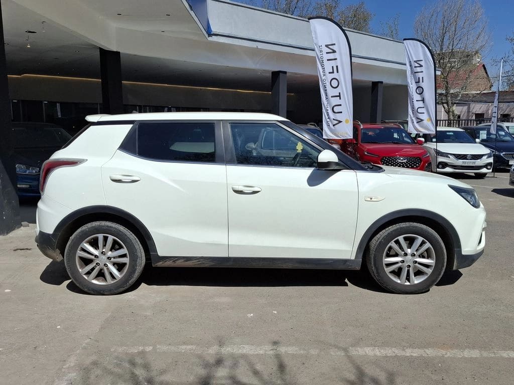 2018 SSANGYONG TIVOLI 1.6 - Miniatura 6