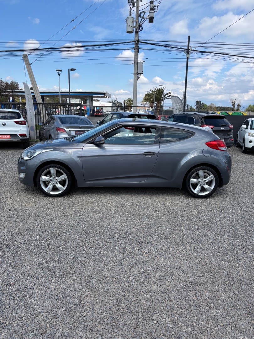 2013 Hyundai Veloster GL Gris - Miniatura 2