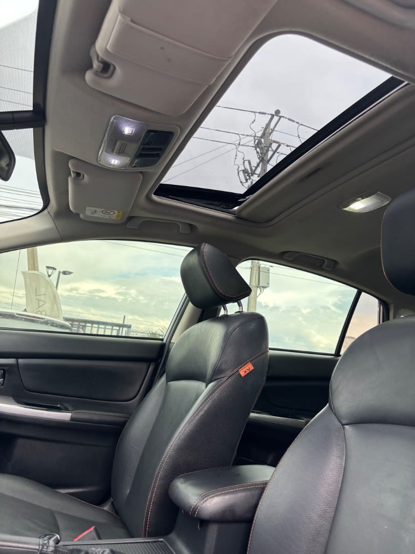 2018 Subaru XV Limited Plata - Miniatura 4