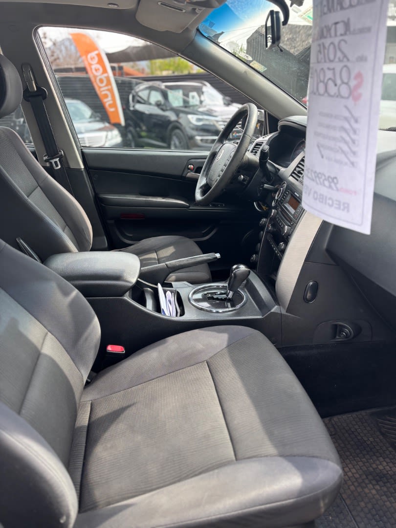 2015 SsangYong ACTYON Gris - Miniatura 6