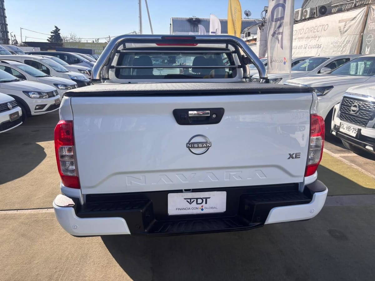 2024 Nissan Navara Blanco - Miniatura 7