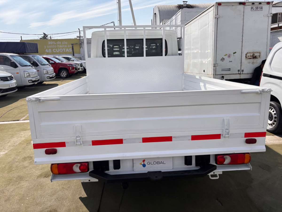 2019 Peugeot BOXER D CAB 2.0 D blanco - Miniatura 7