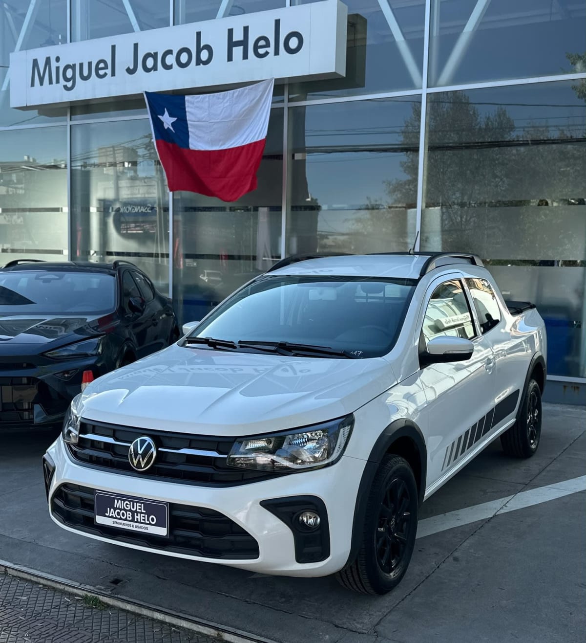 2025 Volkswagen Saveiro Doble Blanco - Miniatura 3