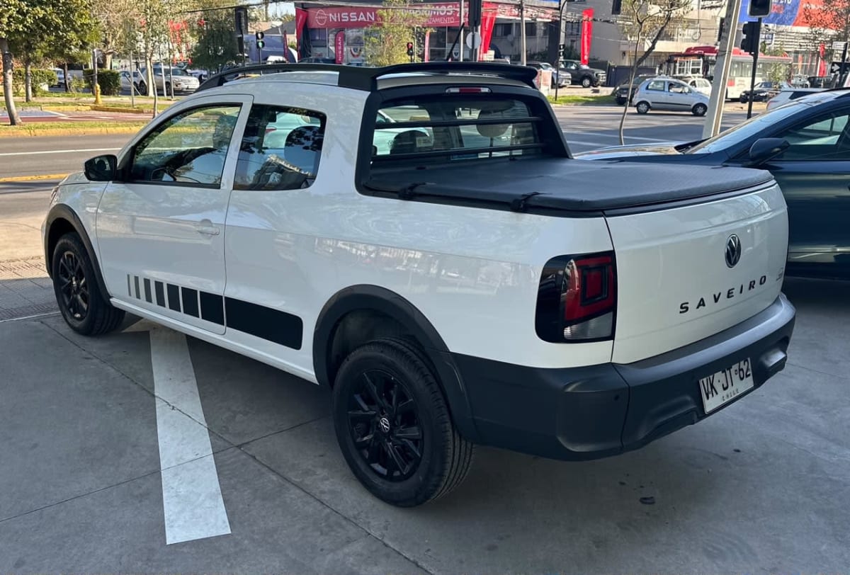 2025 Volkswagen Saveiro Doble Blanco - Miniatura 4