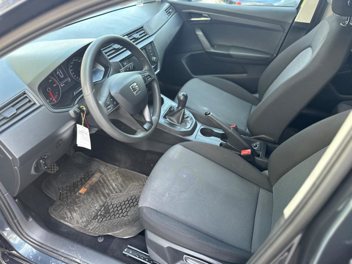 2021 Seat Ibiza Style Gris - Miniatura 8