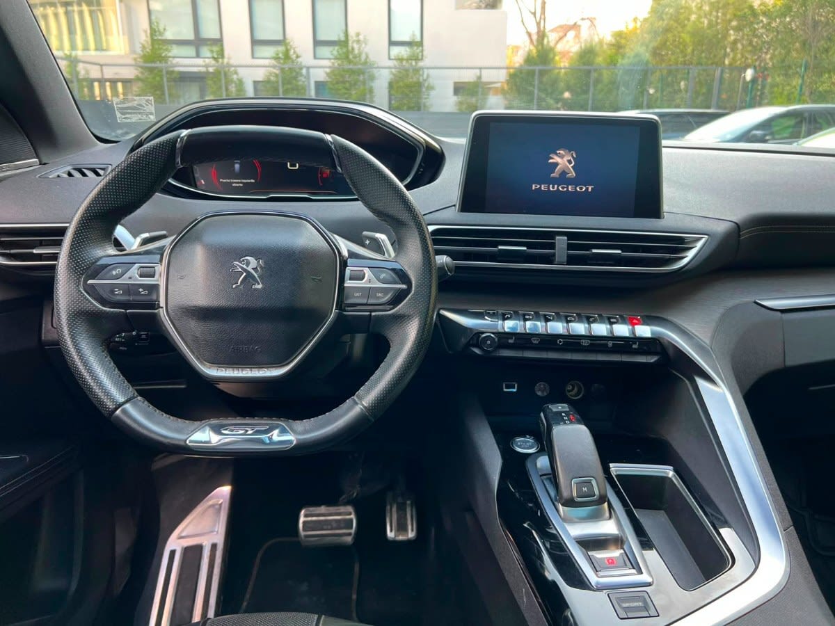 2018 Peugeot 5008 GT Blanco - Miniatura 2