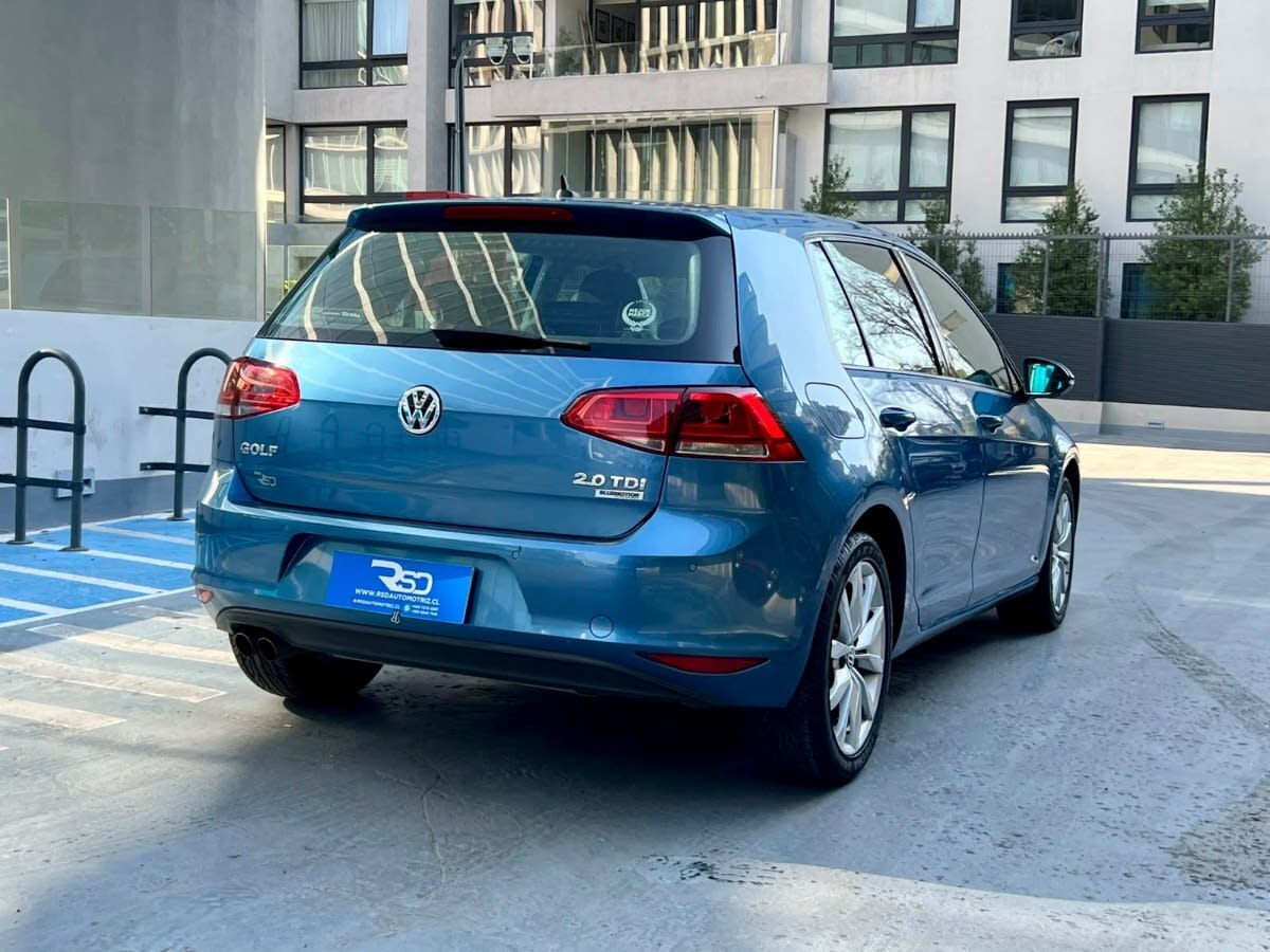 2018 Volkswagen GOLF COMFORTLINE Azul - Miniatura 7