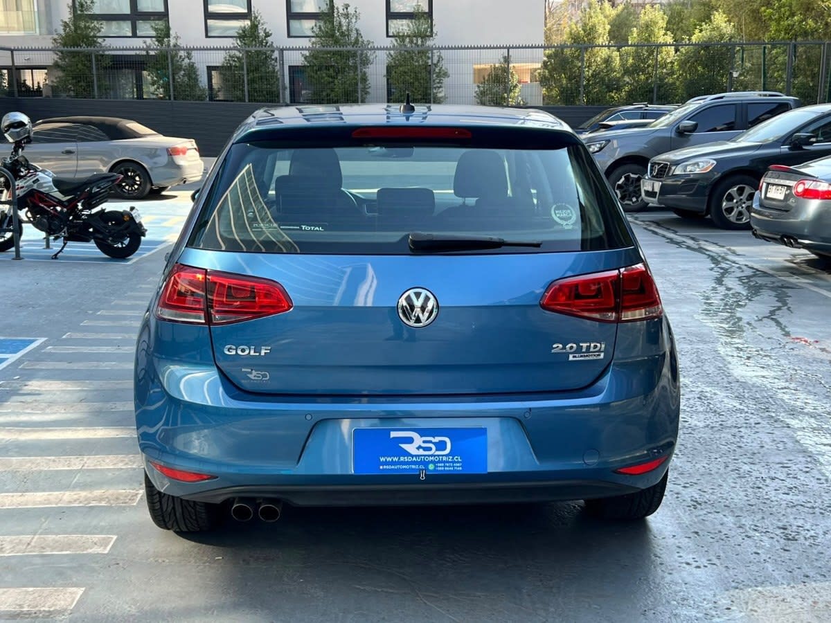 2018 Volkswagen GOLF COMFORTLINE Azul - Miniatura 9