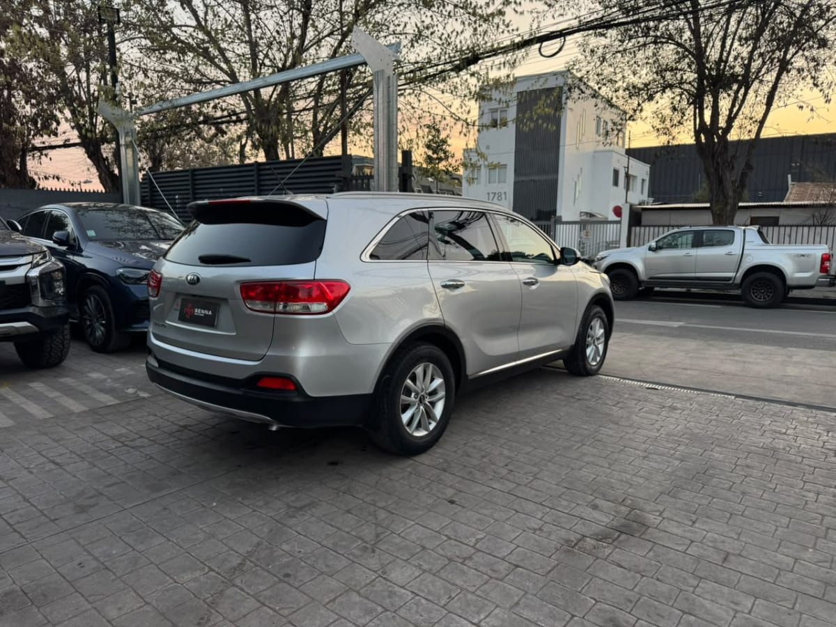 2018 KIA Sorento EX - Miniatura 5
