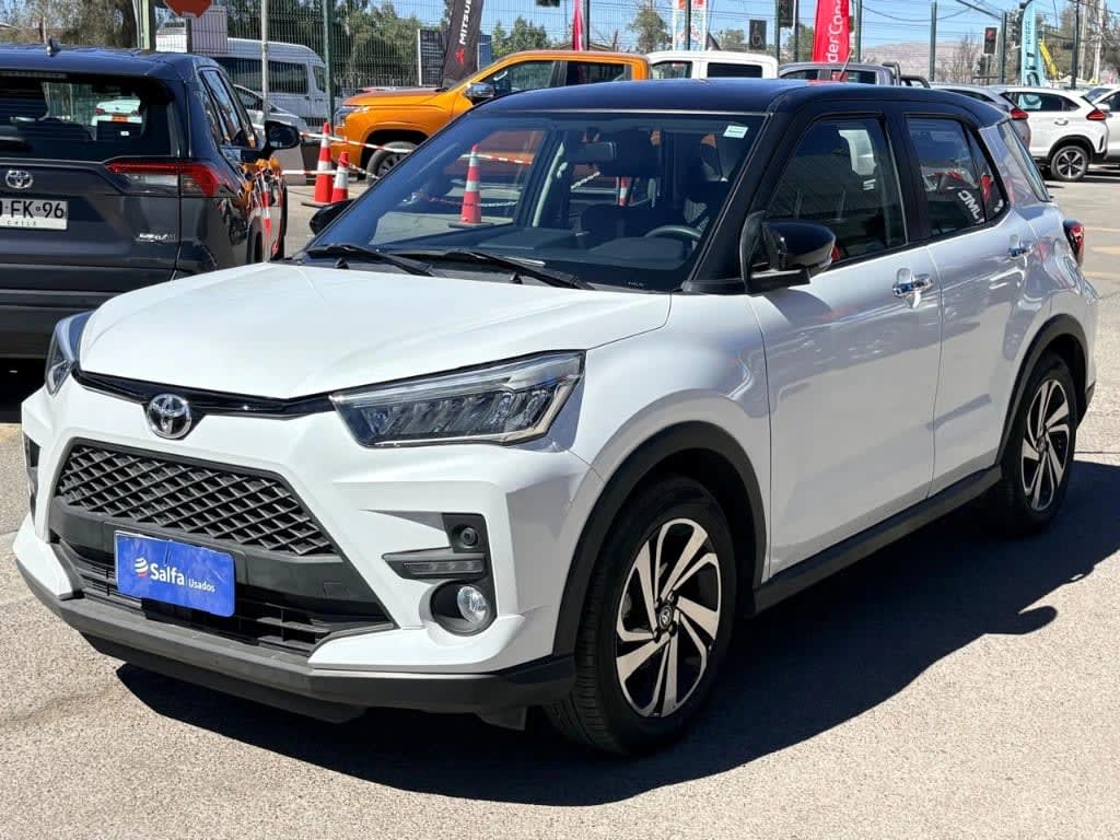 2026 Toyota Raize 1.2 Negro - Imagen 1