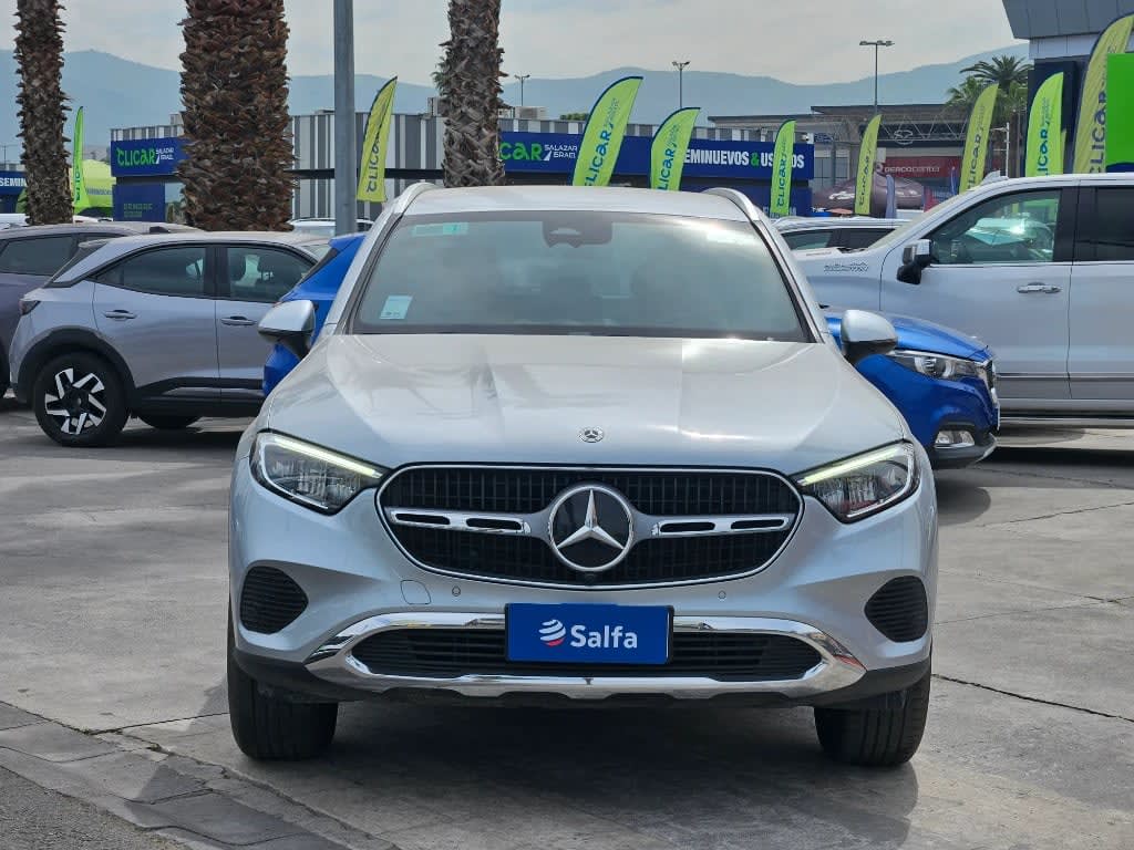2025 Mercedes-benz Glc 200 2.0 Plata - Miniatura 2